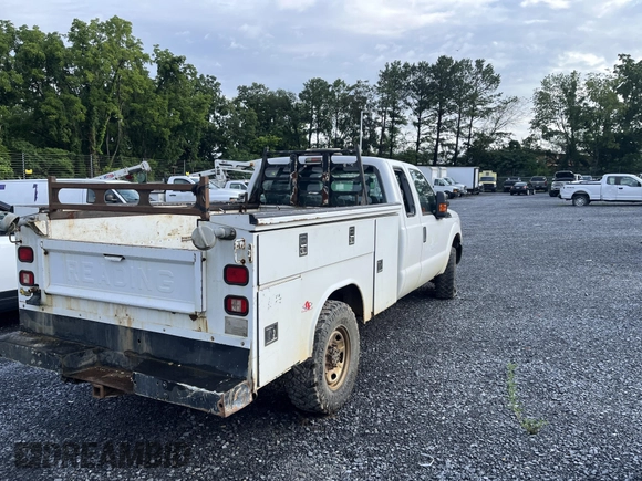 2016 Ford F-250 XLT z VIN 1FT7X2B65GEA85373, wystawiony jako IAAI lot #42843766 z przebiegiem 139 657 mil mil oraz . Historia ofert i sprzedaży dostępna na DreamBid. Obrazek 23.