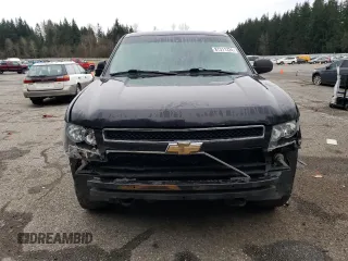 2010 Chevrolet Suburban LS z VIN 1GNUKHE3XAR192464, wystawiony jako Copart lot #87311324 z przebiegiem Nie podano mil oraz Szkoda całkowita • Salvage title. Historia ofert i sprzedaży dostępna na DreamBid. Obrazek 5.
