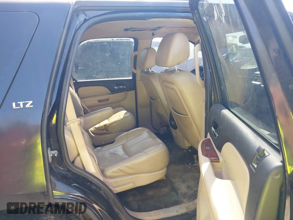2007 Chevrolet Tahoe LT with VIN 1GNFK13057R278556, listed as a IAAI auction lot 42704704 with 314,650 mi miles and . Bid and sale history available at DreamBid. Image 8.