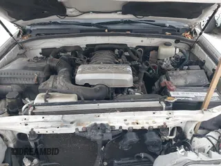 2005 Toyota 4Runner SR5 with VIN JTEBT14R850054745, listed as a IAAI auction lot 41349620 with 232,293 mi miles and . Bid and sale history available at DreamBid. Image 10.