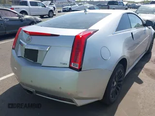 2014 Cadillac CTS z VIN 1G6DA1E32E0163864, wystawiony jako IAAI lot #42144299 z przebiegiem 139 957 mil mil oraz . Historia ofert i sprzedaży dostępna na DreamBid. Obrazek 16.