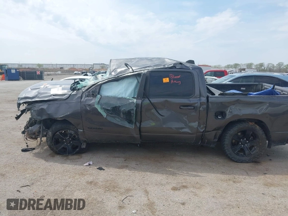 2020 Ram 1500 Big Horn с VIN 1C6SRFFT4LN184246, выставлен на аукционе IAAI как лот 41882310 с пробегом Не указан миль и . История ставок и продаж доступна на DreamBid. Изображение 14.