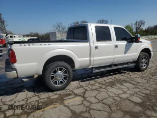 2014 Ford F-250 XL z VIN 1FT7W2B69EEB61564, wystawiony jako Copart lot #52742675 z przebiegiem 177 379 mil mil oraz Nie do naprawy • Non repairable. Historia ofert i sprzedaży dostępna na DreamBid. Obrazek 3.
