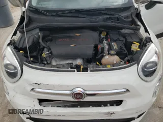 2017 FIAT 500X Lounge z VIN ZFBCFXDB6HP622947, wystawiony jako Copart lot #44979985 z przebiegiem 57 373 mil mil oraz Szkoda całkowita • Salvage title. Historia ofert i sprzedaży dostępna na DreamBid. Obrazek 12.