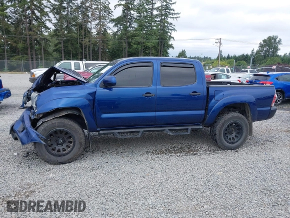2015 Toyota Tacoma with VIN 3TMLU4EN1FM186747, listed as a IAAI auction lot 42493658 with 104,100 mi miles and . Bid and sale history available at DreamBid. Image 14.
