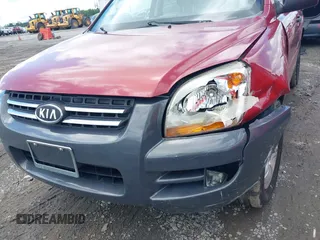 2006 Kia Sportage LX with VIN KNDJF723567236257, listed as a IAAI auction lot 42241914 with 185,503 mi miles and . Bid and sale history available at DreamBid. Image 13.
