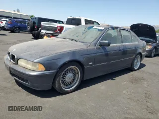 2001 BMW 5 Series 525i z VIN WBADT434X1GF55688, wystawiony jako Copart lot #57732155 z przebiegiem 159 641 mil mil oraz Czysty tytuł • Clean title. Historia ofert i sprzedaży dostępna na DreamBid. Obrazek 1.
