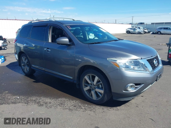2015 Nissan Pathfinder S z VIN 5N1AR2MM7FC686768, wystawiony jako IAAI lot #41869145 z przebiegiem 150 144 mil mil oraz . Historia ofert i sprzedaży dostępna na DreamBid. Obrazek 1.