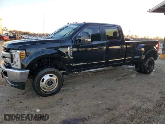 2019 Ford F-350 XL z VIN 1FT8W3DT8KEG64950, wystawiony jako Copart lot #87010314 z przebiegiem Nie podano mil oraz Szkoda całkowita • Salvage title. Historia ofert i sprzedaży dostępna na DreamBid. Obrazek 1.