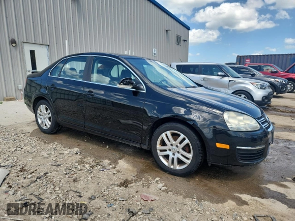 2006 Volkswagen Jetta 1.9L TDI z VIN 3VWDT71K46M043065, wystawiony jako Copart lot #62080885 z przebiegiem 279 917 mil mil oraz Nie do naprawy • Non repairable. Historia ofert i sprzedaży dostępna na DreamBid. Obrazek 4.