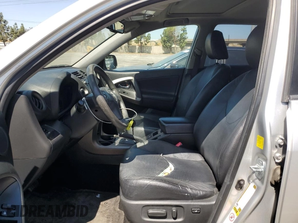 2010 Toyota RAV4 Sport с VIN JTMWF4DV0A5027869, выставлен на аукционе Copart как лот 57826765 с пробегом 196 536 миль миль и Чистый • Clean title. История ставок и продаж доступна на DreamBid. Изображение 7.