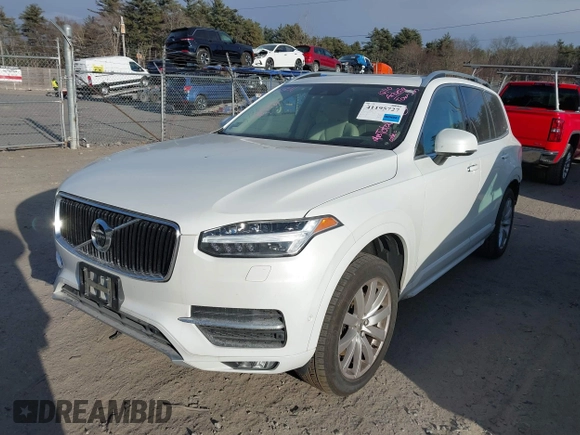 2017 Volvo XC90 Momentum with VIN YV4A22PK8H1148692, listed as a IAAI auction lot 41195727 with 70,215 mi miles. Bid and sale history available at carsss.com. Image 17.