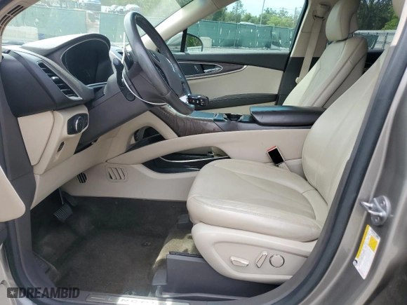 2016 Lincoln MKX Select with VIN 2LMTJ6KR6GBL49777, listed as a Copart auction lot 50052545 with 82,462 mi miles and Salvage Title. Bid and sale history available at carsss.com. Image 7.