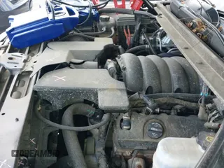 2020 Chevrolet Tahoe Commercial z VIN 1GNLCDEC4LR246474, wystawiony jako IAAI lot #42607484 z przebiegiem 107 910 mil mil oraz . Historia ofert i sprzedaży dostępna na DreamBid. Obrazek 22.