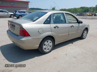2007 Ford Focus S с VIN 1FAHP34N07W351509, выставлен на аукционе IAAI как лот 42438875 с пробегом 158 399 миль миль и . История ставок и продаж доступна на DreamBid. Изображение 4.