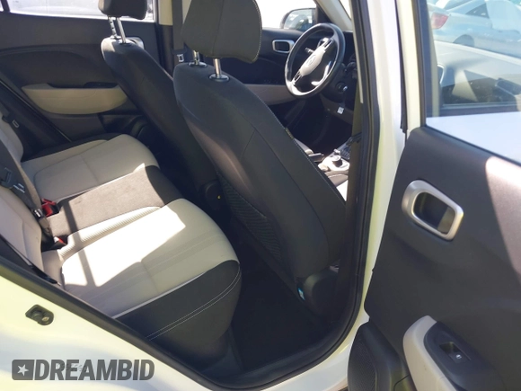 2022 Hyundai Venue SEL with VIN KMHRC8A33NU171505, listed as a IAAI auction lot 42041443 with 37,908 mi miles and . Bid and sale history available at DreamBid. Image 8.