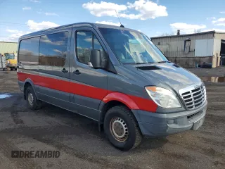2013 Freightliner Sprinter with VIN WDYPE7CC4D5774571, listed as a Copart auction lot 50172995 with 151,533 mi miles and Clean Title. Bid and sale history available at DreamBid. Image 4.