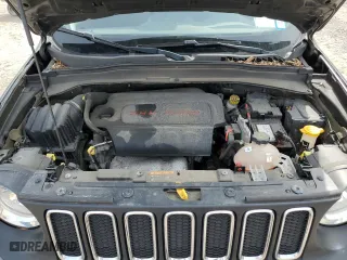 2018 Jeep Renegade Latitude with VIN ZACCJBBB8JPG65986, listed as a Copart auction lot 51521425 with 42,625 mi miles and Salvage Title. Bid and sale history available at carsss.com. Image 14.