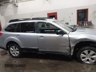 2012 Subaru Outback 2.5i Prem with VIN 4S4BRBCC1C3256680, listed as a IAAI auction lot 41543418 with 140,021 mi miles. Bid and sale history available at carsss.com. Image 13.