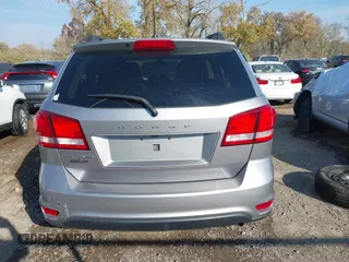 2019 Dodge Journey SE with VIN 3C4PDCBB6KT835643, listed as a IAAI auction lot 40702227 with 99,691 mi miles and . Bid and sale history available at DreamBid. Image 17.