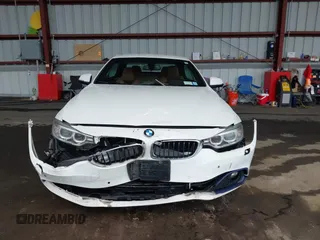 2017 BMW 4 Series 430i xDrive z VIN WBA4U9C30H5H64364, wystawiony jako IAAI lot #42502753 z przebiegiem 100 988 mil mil oraz . Historia ofert i sprzedaży dostępna na DreamBid. Obrazek 12.
