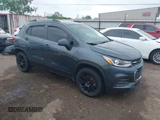 2022 Chevrolet Trax LT with VIN KL7CJPSM3NB506658, listed as a IAAI auction lot 42138094 with 38,022 mi miles and . Bid and sale history available at DreamBid. Image 1.
