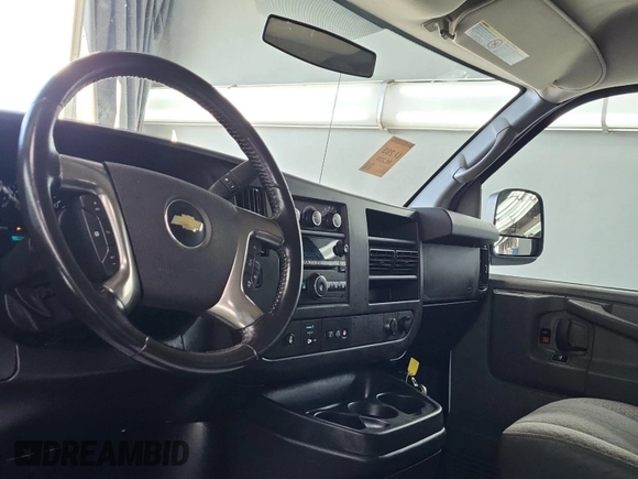 2012 Chevrolet Express Passenger 1LT с VIN 1GAZG1FG2C1159073, выставлен на аукционе IAAI как лот 42619812 с пробегом 90 220 миль миль и . История ставок и продаж доступна на DreamBid. Изображение 20.