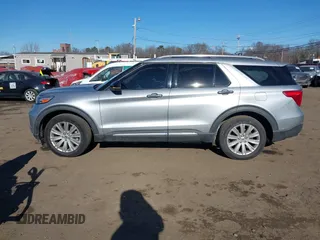 2020 Ford Explorer Limited with VIN 1FMSK8FH7LGA66504, listed as a IAAI auction lot 41463499 with 35,723 mi miles. Bid and sale history available at carsss.com. Image 14.