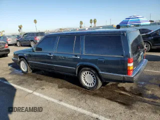 1992 Volvo 960 z VIN YV1KW9510N0005570, wystawiony jako Copart lot #70897964 z przebiegiem 254 533 mil mil oraz Szkody całkowita. Historia ofert i sprzedaży dostępna na DreamBid. Obrazek 2.