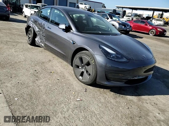 2023 Tesla Model 3 z VIN 5YJ3E1EA6PF681833, wystawiony jako Copart lot #55557834 z przebiegiem 36 522 mil mil oraz Szkoda całkowita • Salvage title. Historia ofert i sprzedaży dostępna na DreamBid. Obrazek 11.