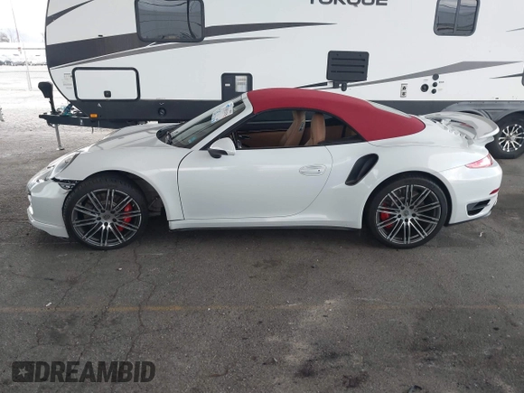 2015 Porsche 911 Turbo with VIN WP0CD2A9XFS178490, listed as a IAAI auction lot 41383315 with 14,345 mi miles. Bid and sale history available at carsss.com. Image 13.
