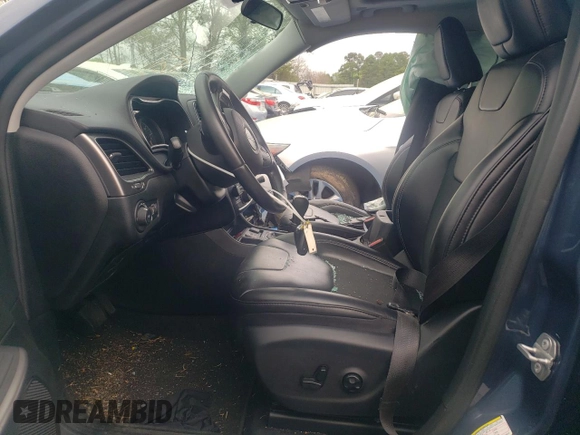 2019 Jeep Cherokee Latitude Plus with VIN 1C4PJLLB6KD466814, listed as a Copart auction lot 49403735 with 63,211 mi miles and Salvage Title. Bid and sale history available at DreamBid. Image 7.