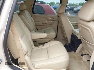 2007 Cadillac Escalade z VIN 1GYFK63837R304030, wystawiony jako IAAI lot #42198618 z przebiegiem 202 093 mil mil oraz . Historia ofert i sprzedaży dostępna na DreamBid. Obrazek 8.