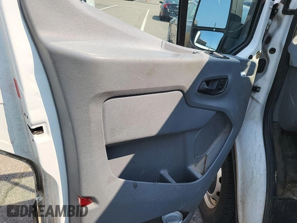 2017 Ford Transit с VIN 1FTYR1YM7HKA85280, выставлен на аукционе IAAI как лот 42617671 с пробегом 180 198 миль миль и . История ставок и продаж доступна на DreamBid. Изображение 13.
