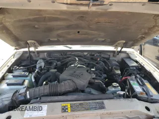 2005 Ford Explorer Sport Trac XLS with VIN 1FMDU77K35UA00852, listed as a Copart auction lot 52209715 with 247,583 mi miles and Salvage title. Bid and sale history available at DreamBid. Image 11.