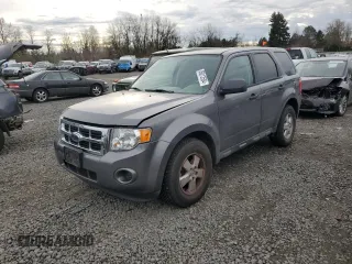 2009 Ford Escape XLS с VIN 1FMCU92759KB19563, выставлен на аукционе Copart как лот 86012594 с пробегом 98 615 миль миль и Чистый • Clean title. История ставок и продаж доступна на DreamBid. Изображение 1.