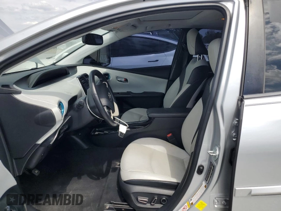 2017 Toyota Prius Two with VIN JTDKARFU3H3039731, listed as a Copart auction lot 53986525 with 140,428 mi miles and Clean Title. Bid and sale history available at carsss.com. Image 7.