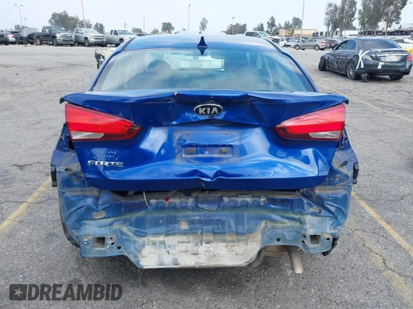 2017 Kia Forte LX with VIN 3KPFK4A74HE160960, listed as a IAAI auction lot 41894868 with 61,501 mi miles. Bid and sale history available at carsss.com. Image 17.