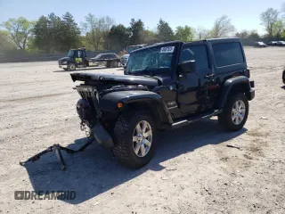 2013 Jeep Wrangler Arctic z VIN 1C4GJWBGXDL641542, wystawiony jako Copart lot #48087533 z przebiegiem Nie podano mil oraz Szkoda całkowita • Salvage title. Historia ofert i sprzedaży dostępna na DreamBid. Obrazek 1.