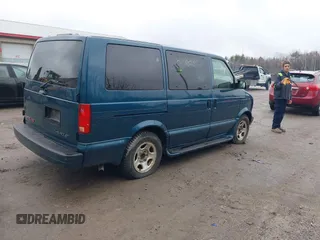 2003 Chevrolet Astro with VIN 1GNEL19X13B132266, listed as a IAAI auction lot 41995439 with 60,127 mi miles. Bid and sale history available at carsss.com. Image 4.