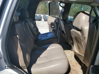 2006 GMC Yukon Denali z VIN 1GKEK63UX6J136371, wystawiony jako Copart lot #50168595 z przebiegiem Nie podano mil oraz Szkody całkowita. Historia ofert i sprzedaży dostępna na DreamBid. Obrazek 11.