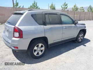 2016 Jeep Compass Sport with VIN 1C4NJCBB2GD577084, listed as a IAAI auction lot 42572348 with 164,234 mi miles and . Bid and sale history available at DreamBid. Image 4.