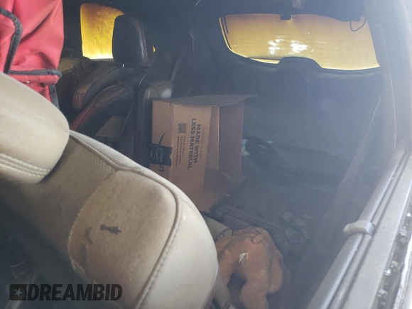 2018 Toyota Highlander Limited с VIN 5TDDZRFH0JS907340, выставлен на аукционе Copart как лот 62145195 с пробегом Не указан миль и На запчасти • Non repairable. История ставок и продаж доступна на DreamBid. Изображение 10.