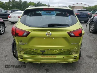 2017 Nissan Rogue SL z VIN JN1BJ1CR9HW100499, wystawiony jako Copart lot #56340645 z przebiegiem 142 334 mil mil oraz Szkoda całkowita • Salvage title. Historia ofert i sprzedaży dostępna na DreamBid. Obrazek 6.