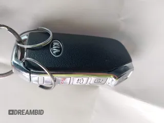 2021 Kia Forte GT-Line z VIN 3KPF34AD9ME293470, wystawiony jako IAAI lot #42335104 z przebiegiem 75 132 mil mil oraz . Historia ofert i sprzedaży dostępna na DreamBid. Obrazek 11.
