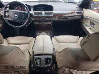2006 BMW 7 Series 750Li z VIN WBAHN83536DT62073, wystawiony jako Copart lot #55636605 z przebiegiem 146 921 mil mil oraz Czysty tytuł • Clean title. Historia ofert i sprzedaży dostępna na DreamBid. Obrazek 8.