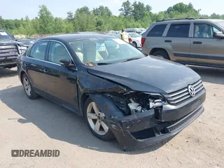 2013 Volkswagen Passat SE with VIN 1VWBP7A38DC028586, listed as a IAAI auction lot 42346253 with 201,913 mi miles and . Bid and sale history available at DreamBid. Image 1.
