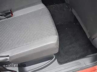 2018 Volkswagen Tiguan S z VIN 3VV0B7AX4JM124500, wystawiony jako IAAI lot #41974671 z przebiegiem 76 970 mil mil oraz . Historia ofert i sprzedaży dostępna na DreamBid. Obrazek 8.