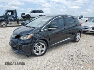2017 Chevrolet Bolt EV LT z VIN 1G1FW6S04H4142762, wystawiony jako Copart lot #61067825 z przebiegiem 64 832 mil mil oraz Szkoda całkowita • Salvage title. Historia ofert i sprzedaży dostępna na DreamBid. Obrazek 1.