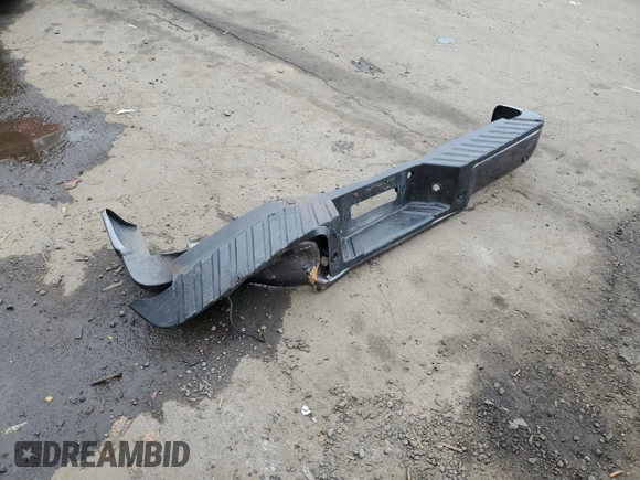 2007 Ford F-150 XLT z VIN 1FTPW14577FA46912, wystawiony jako Copart lot #64047995 z przebiegiem 140 452 mil mil oraz Szkoda całkowita • Salvage title. Historia ofert i sprzedaży dostępna na DreamBid. Obrazek 12.